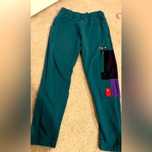 Jordan Big boys sweatpants/joggers sizs XL (16/18)